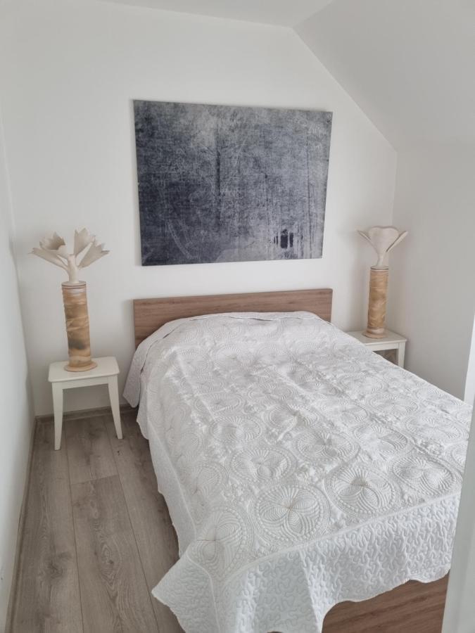 Gallery Balta Apartments Kaunas Esterno foto